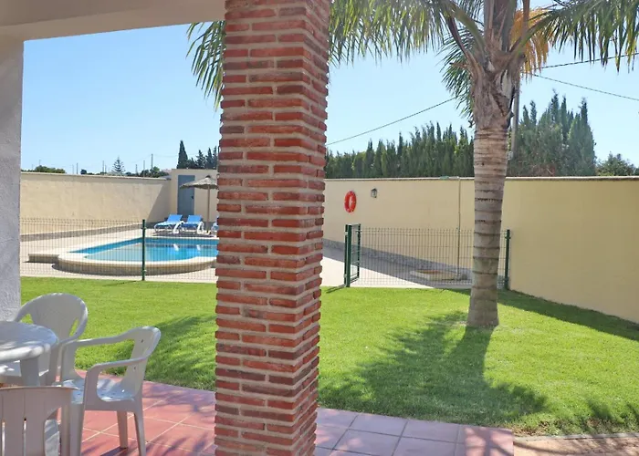 シャレー Vigia 114 コニル・デ・ラ・フロンテラ